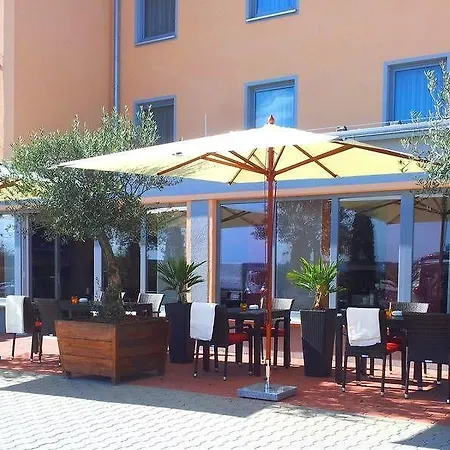 Szálloda Montana-hotel Ellwangen