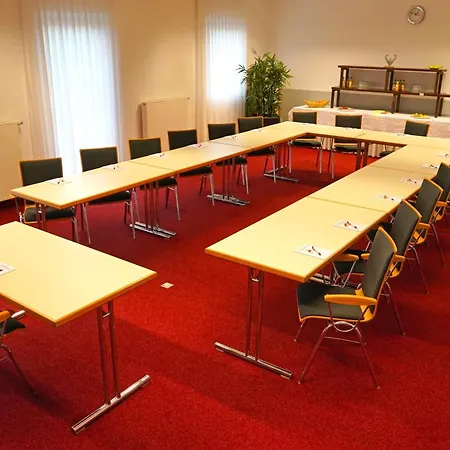 Ξενοδοχείο Montana-hotel 3*