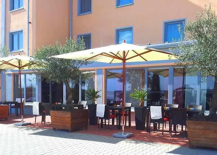 Ξενοδοχείο Montana-hotel Ελβάνγκεν